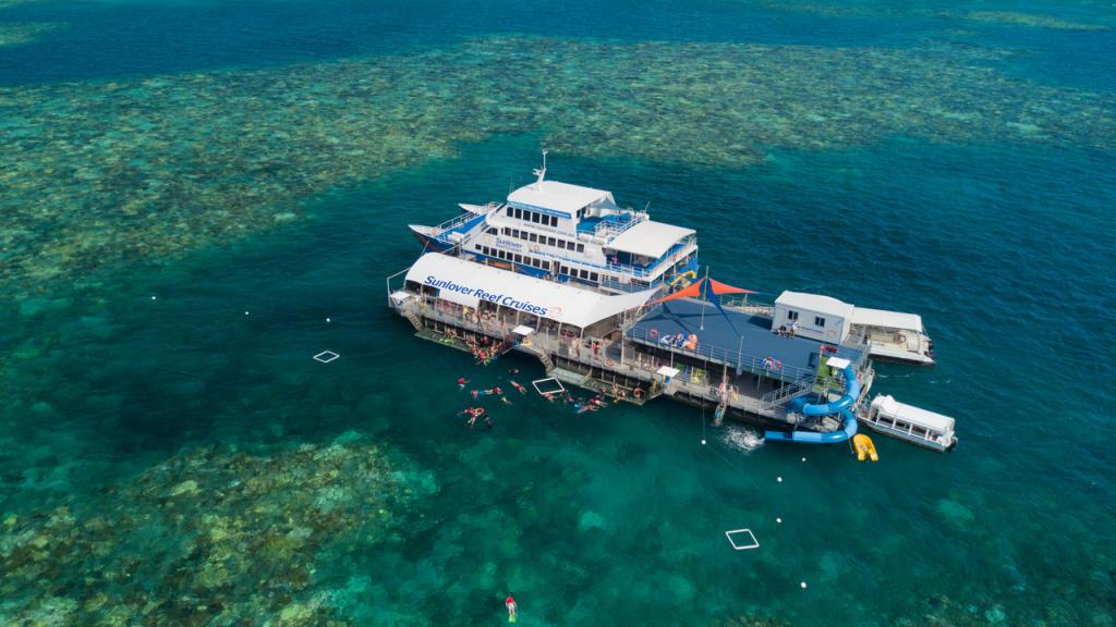 great barrier reef cruise, great barrier reef tours